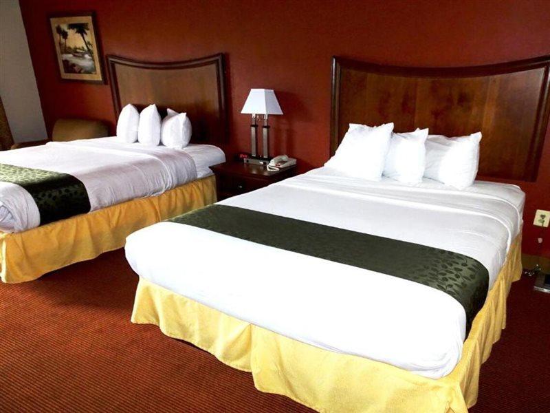 Home Town Inn & Suites Crestview Kültér fotó