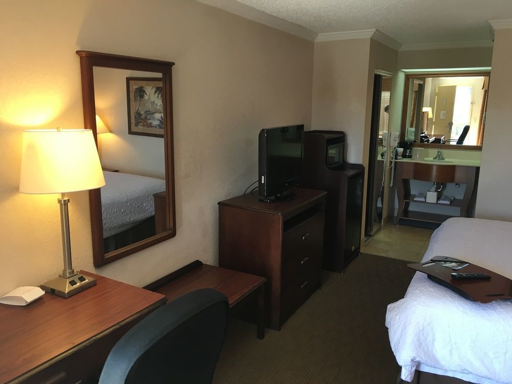 Home Town Inn & Suites Crestview Kültér fotó