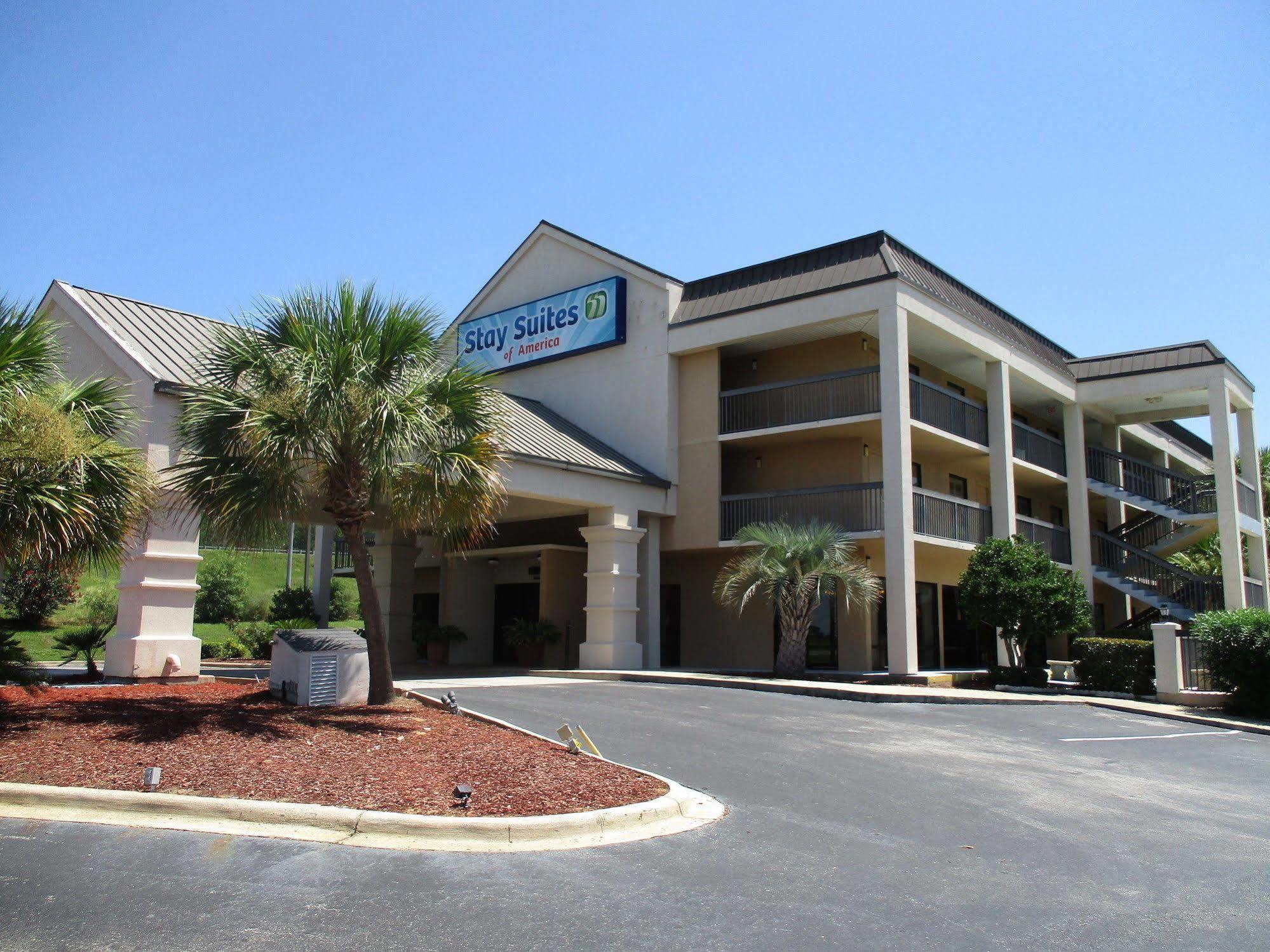 Home Town Inn & Suites Crestview Kültér fotó